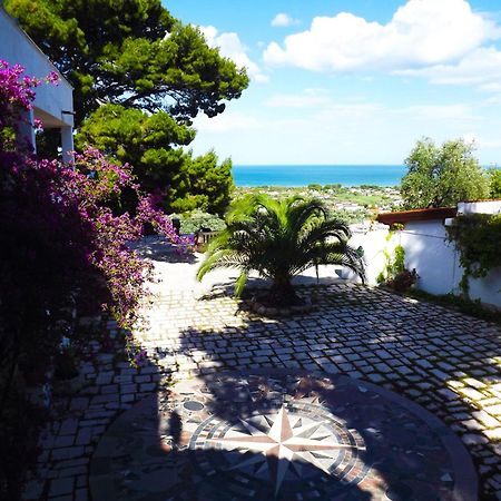 Residenza Collina Dei Pini Aparthotel Vieste Ngoại thất bức ảnh