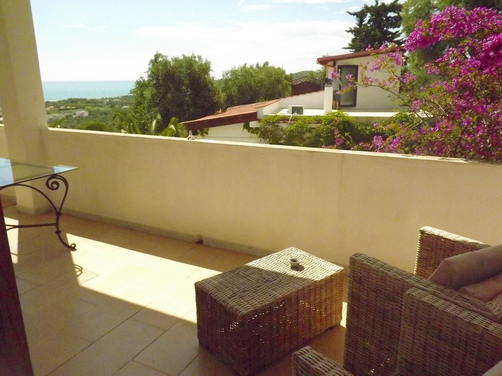 Residenza Collina Dei Pini Aparthotel Vieste Phòng bức ảnh
